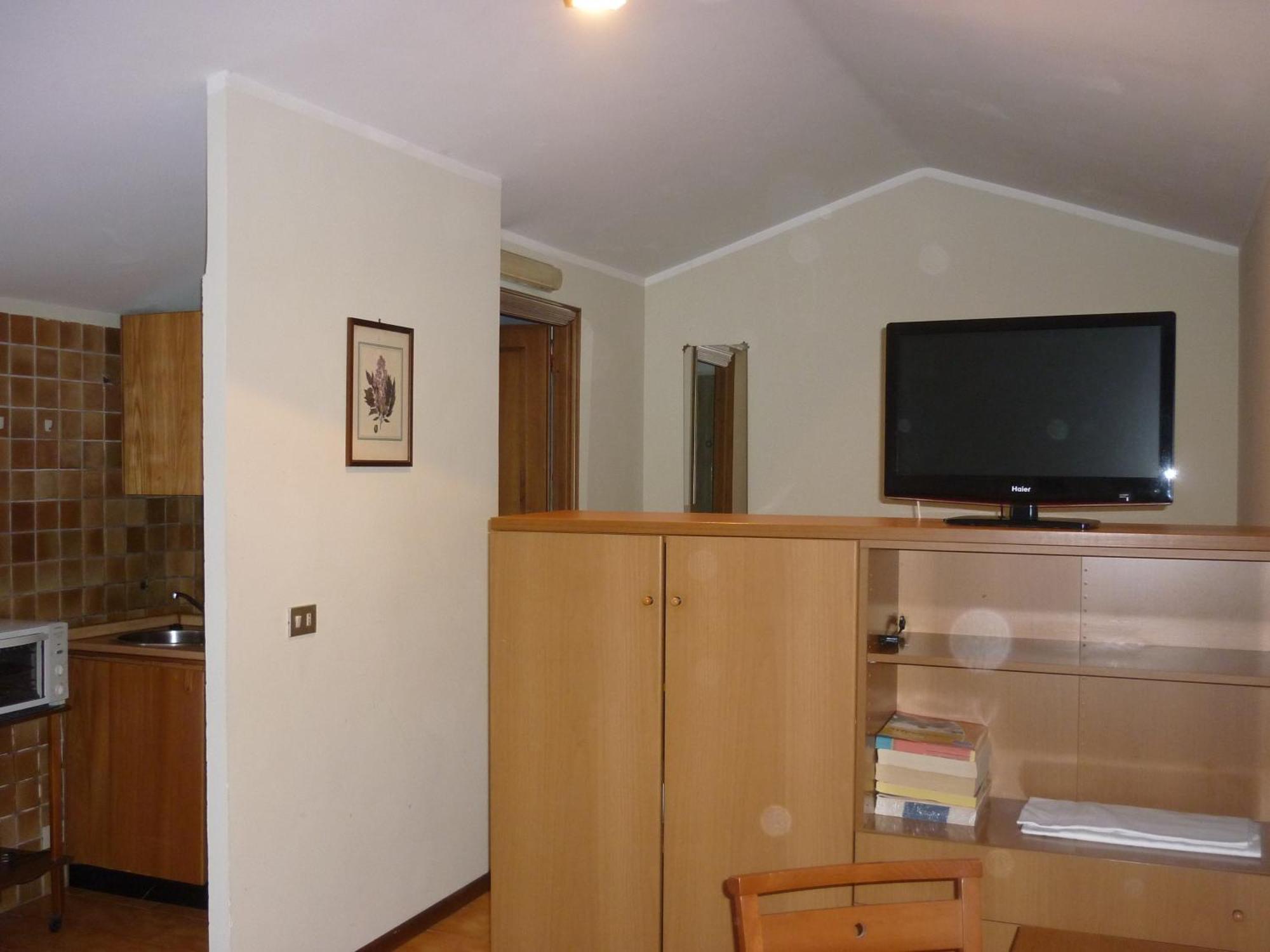 Eur Nir Residence Рим Стая снимка