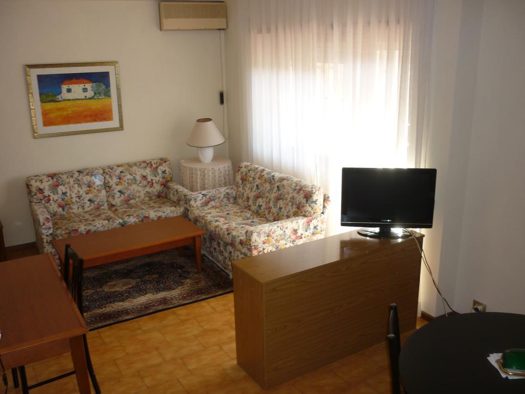 Eur Nir Residence Рим Екстериор снимка