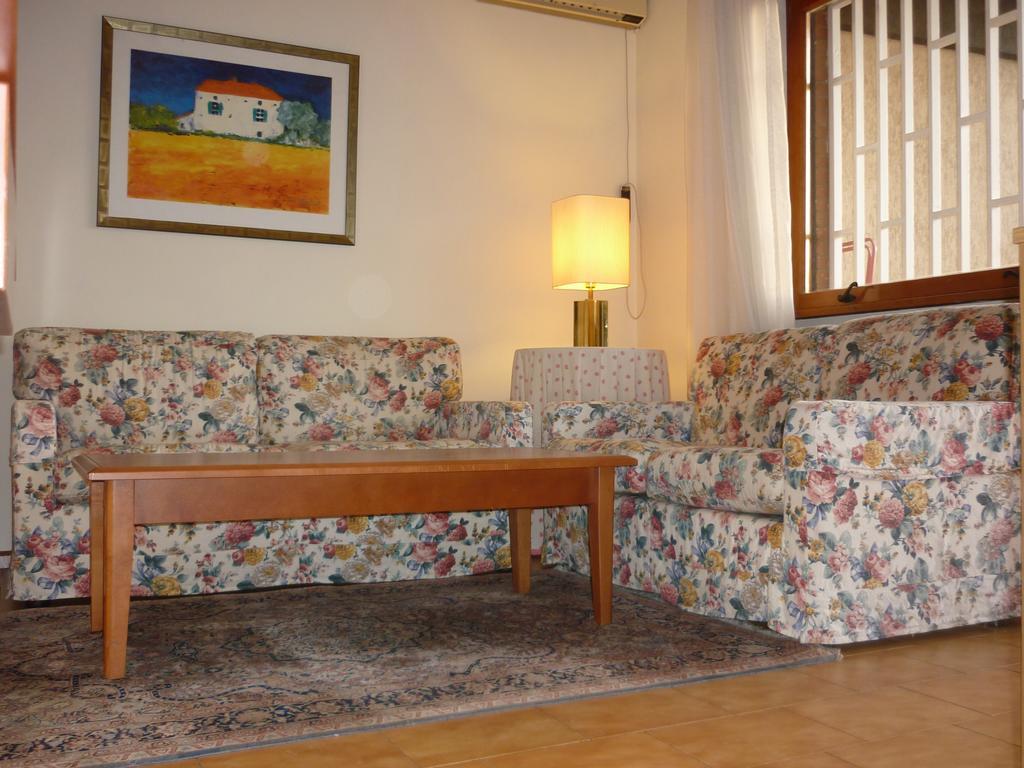 Eur Nir Residence Рим Стая снимка